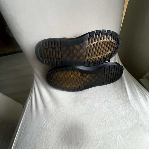 Dr. Marten's Beige Carlson Suede Casual Sling back Mules Men's 8 new - Picture 6 of 7